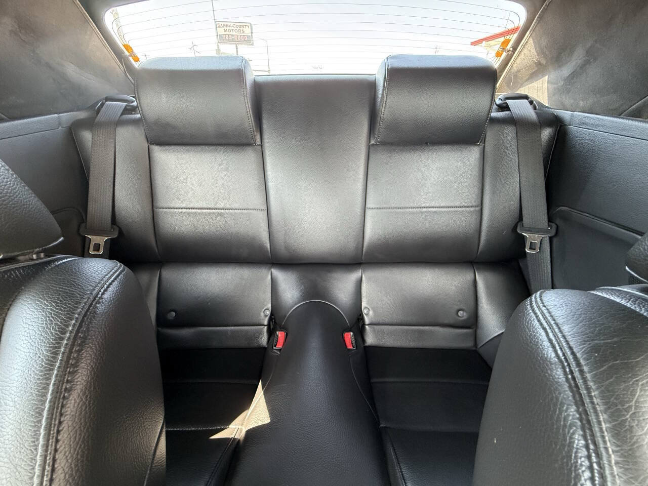Used 2005 Ford Mustang Premium RWD image 24