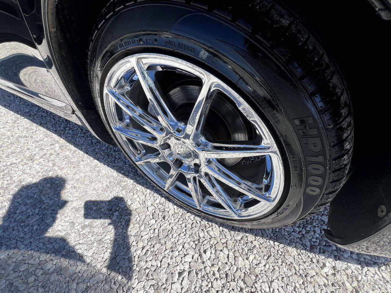 Used 2012 Lexus LS 460 L w/ Luxury Pkg RWD image 4