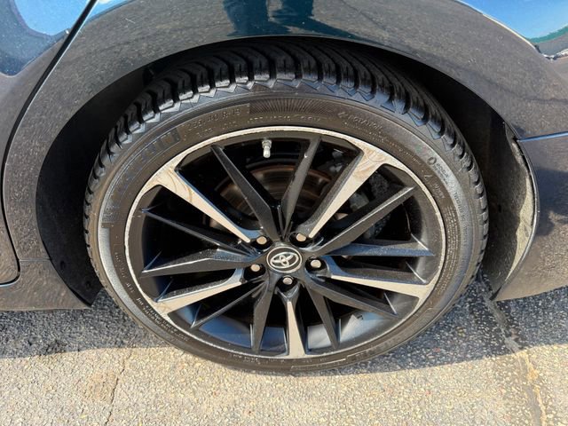 Used 2019 Toyota Camry XSE image 14