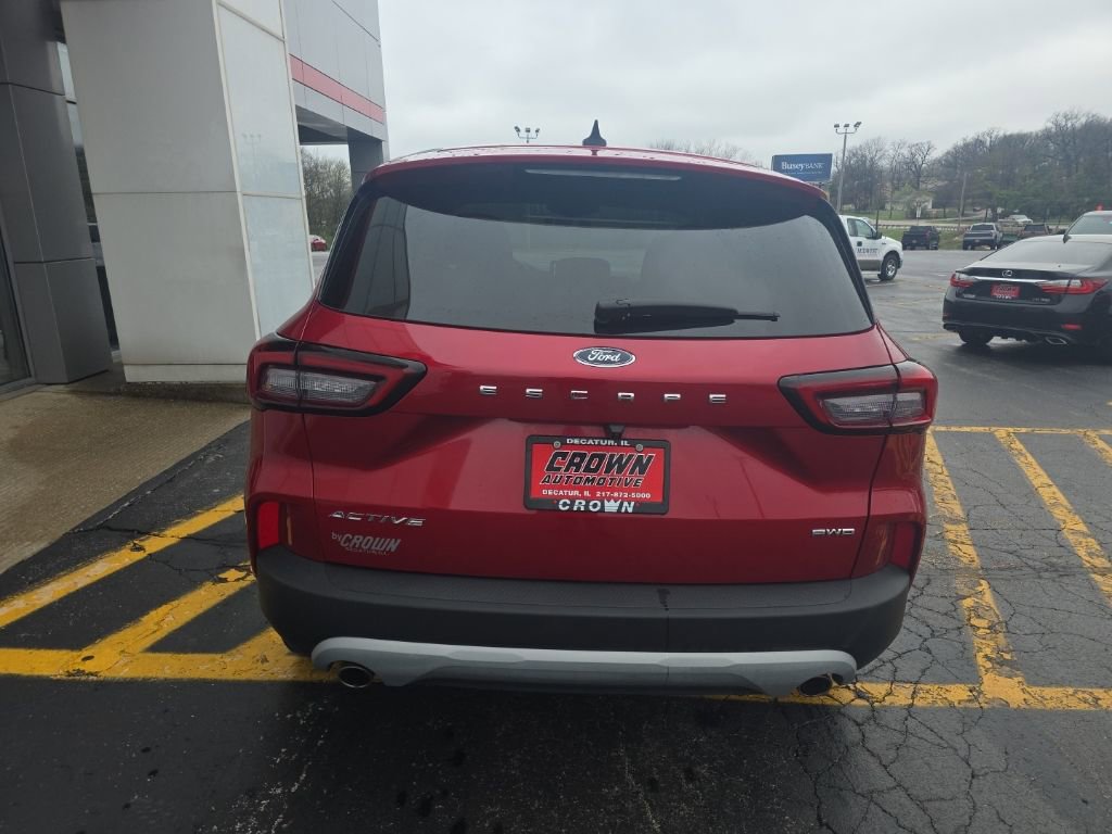 Used 2023 Ford Escape Active image 4