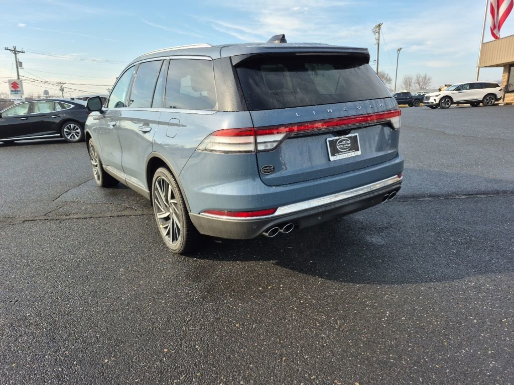 New 2026 Lincoln Aviator Reserve image 3