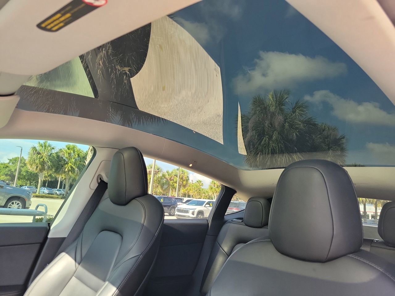 Used 2021 Tesla Model Y Long Range AWD/4WD image 18