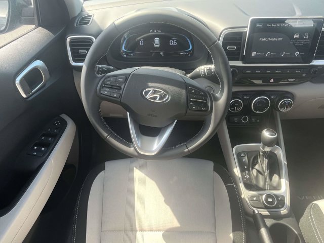 New 2026 Hyundai Venue SEL FWD image 13