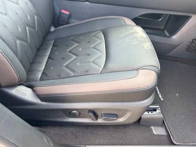 New 2026 Nissan Pathfinder Platinum FWD image 13