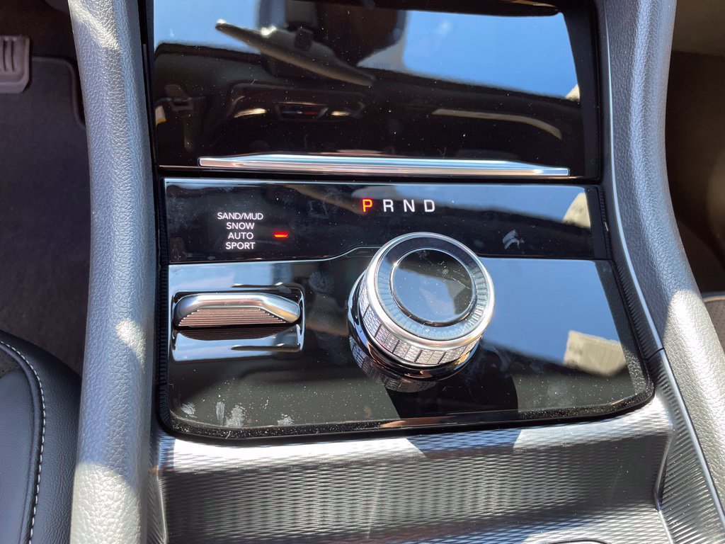 New 2027 Jeep Grand Cherokee Altitude AWD/4WD image 18