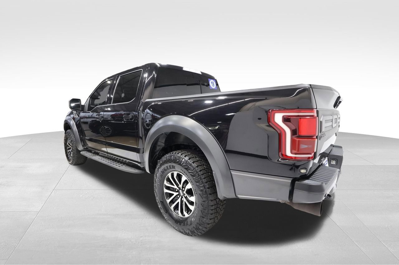 Used 2019 Ford F150 Raptor w/ Equipment Group 802A Luxury image 2