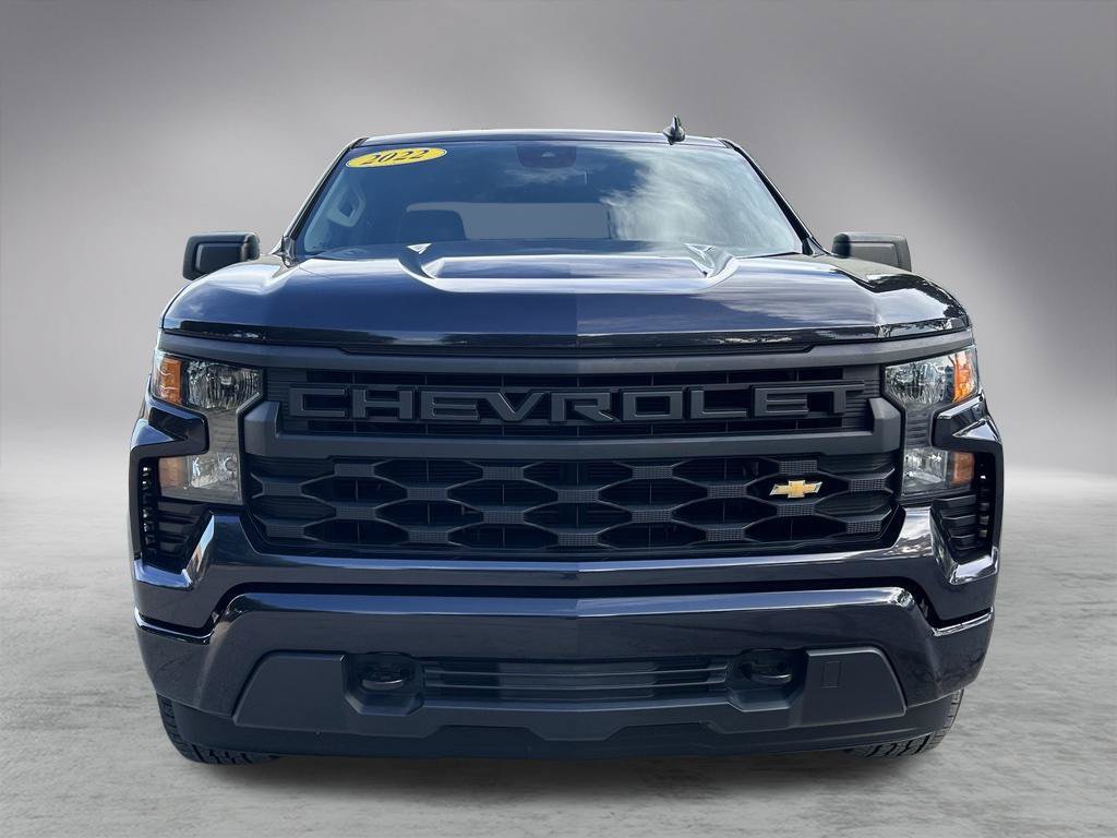 Used 2022 Chevrolet Silverado 1500 Custom RWD image 2