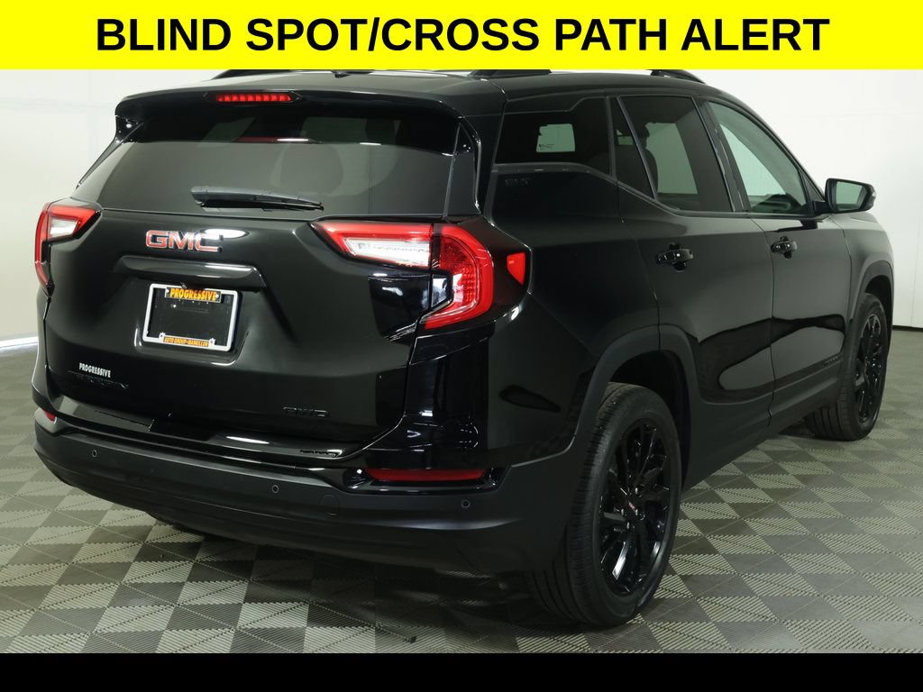Used 2023 GMC Terrain SLT w/ Elevation Edition AWD/4WD image 11