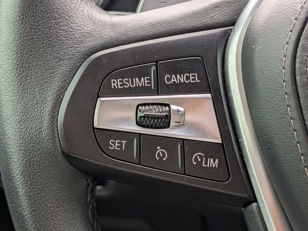 Used 2022 BMW X5 sDrive40i w/ Premium Package image 28