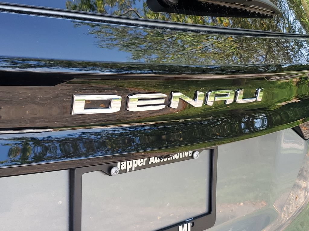 New 2026 GMC Acadia Denali w/ Super Cruise Package AWD/4WD image 8