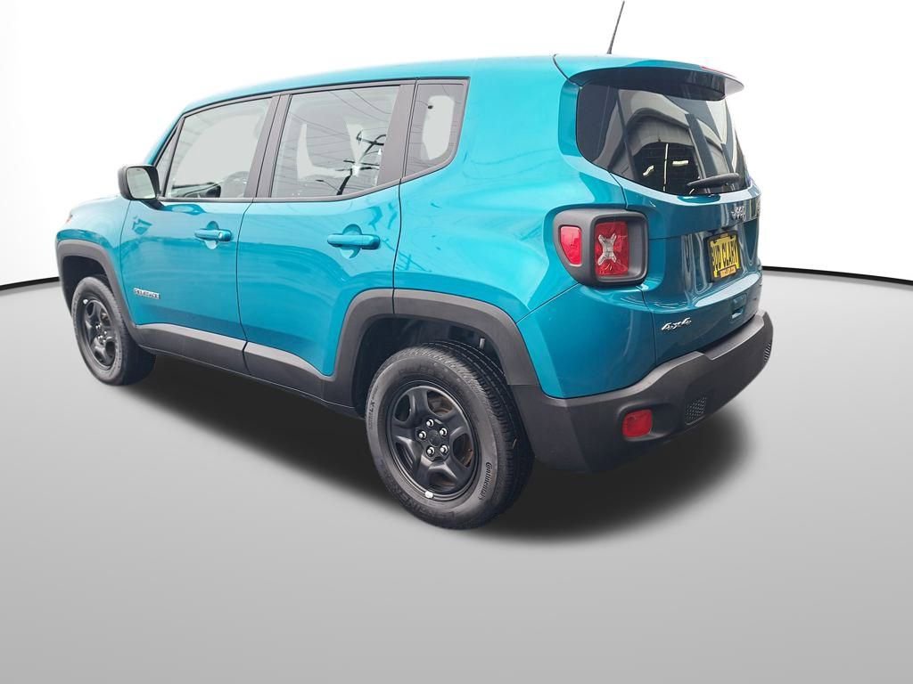 Used 2022 Jeep Renegade Sport image 3