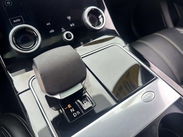 Used 2022 Land Rover Range Rover Velar R-Dynamic S image 30