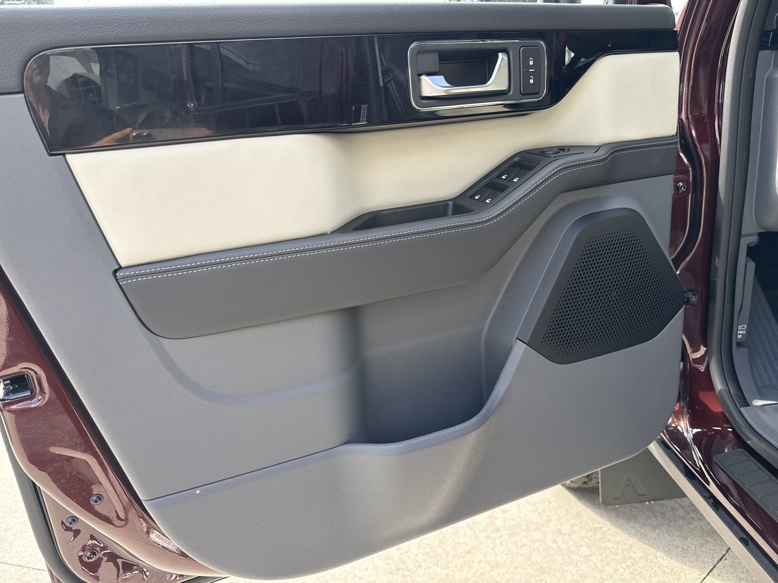 New 2026 INEOS Grenadier Station Wagon AWD/4WD image 13