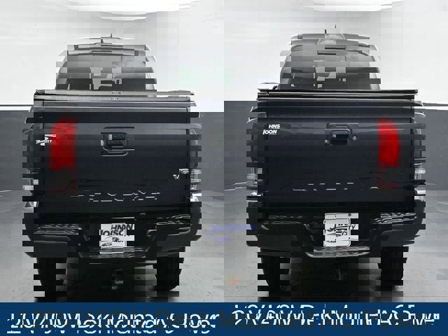 Used 2018 Toyota Tacoma TRD Sport image 10