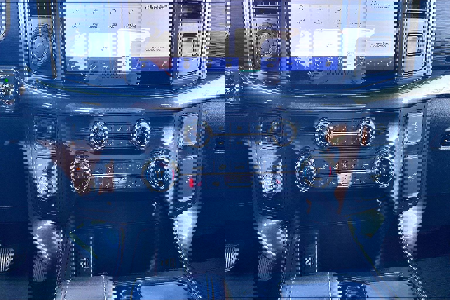 Used 2021 Ford F150 XLT w/ Equipment Group 302A High image 16