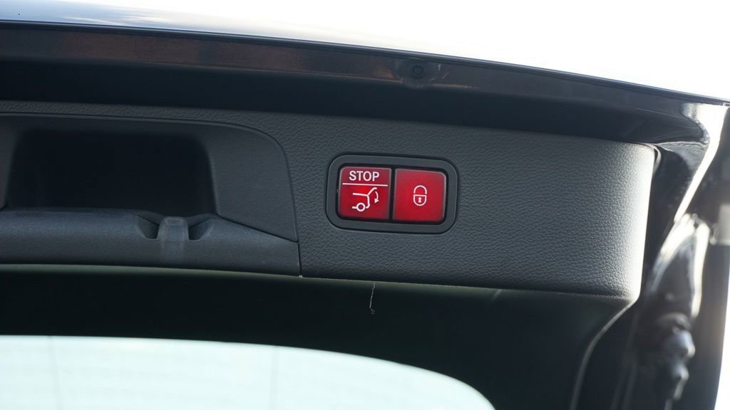 Used 2021 Mercedes-Benz GLC 300 image 41