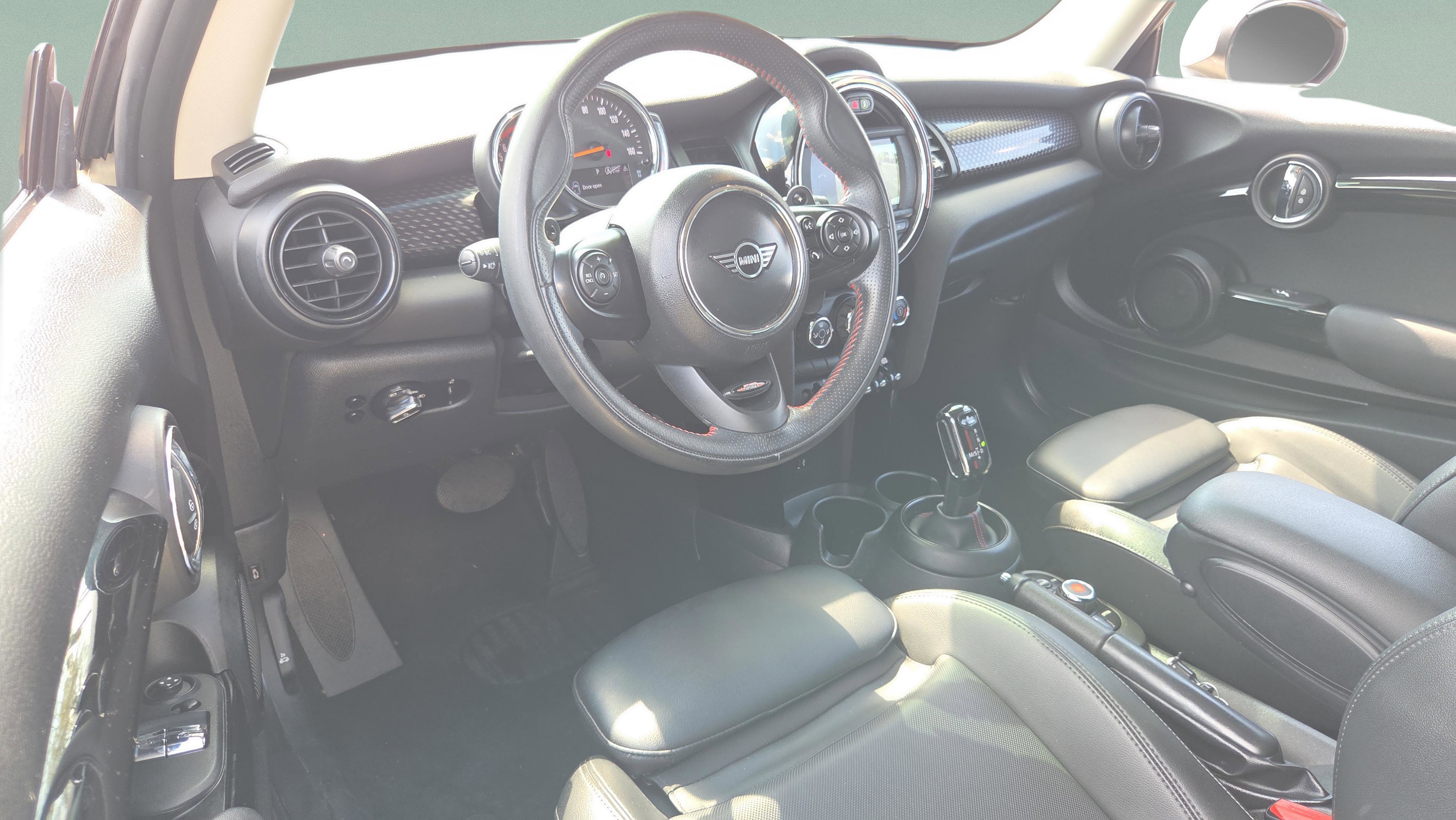 Used 2020 MINI Cooper S image 15