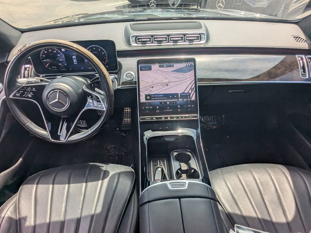 Certified 2022 Mercedes-Benz S 500 4MATIC image 2