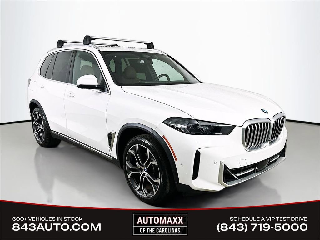 Used 2024 BMW X5 xDrive40i w/ Parking Assistance Package image 1