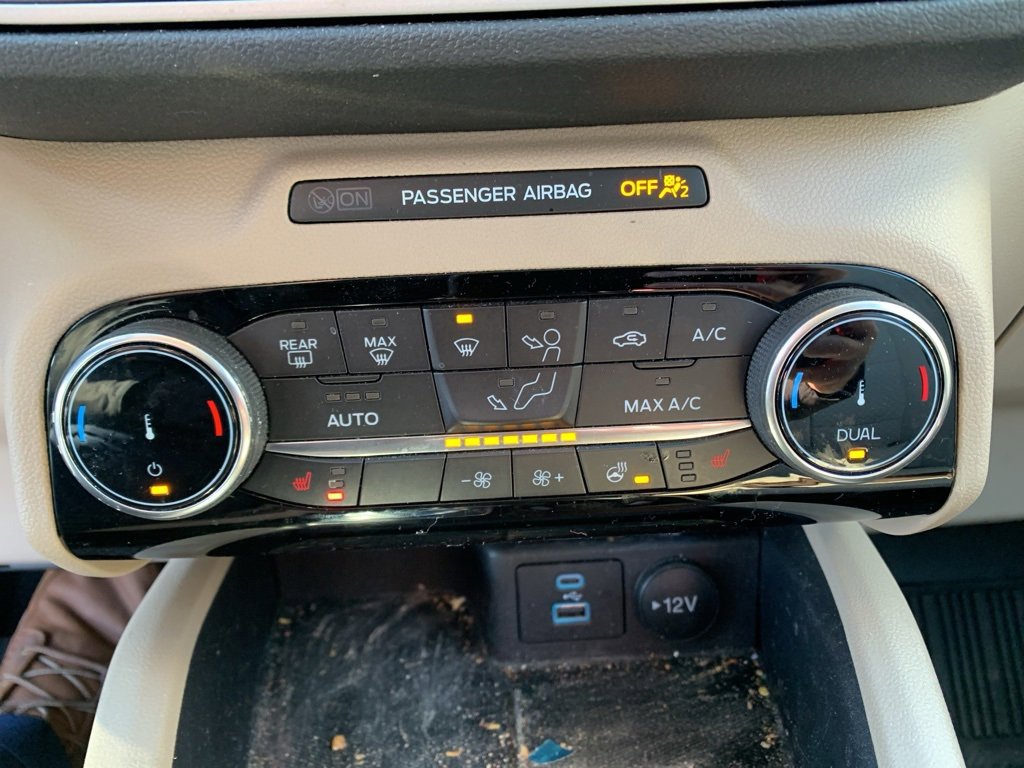 Used 2022 Ford Escape SE w/ Convenience Package image 27