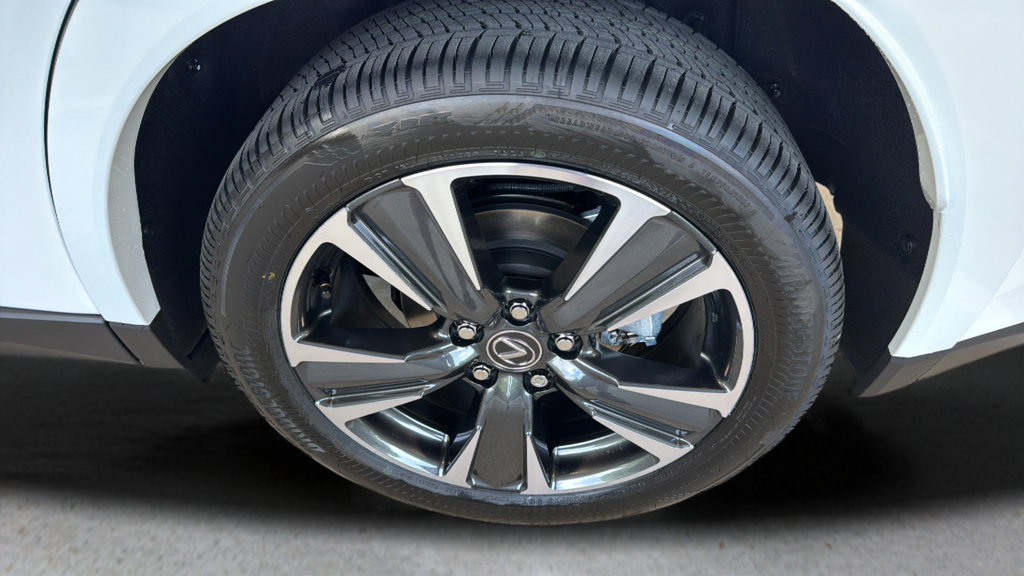 New 2026 Lexus UX 300h AWD w/ Accessory Package (2T) image 31