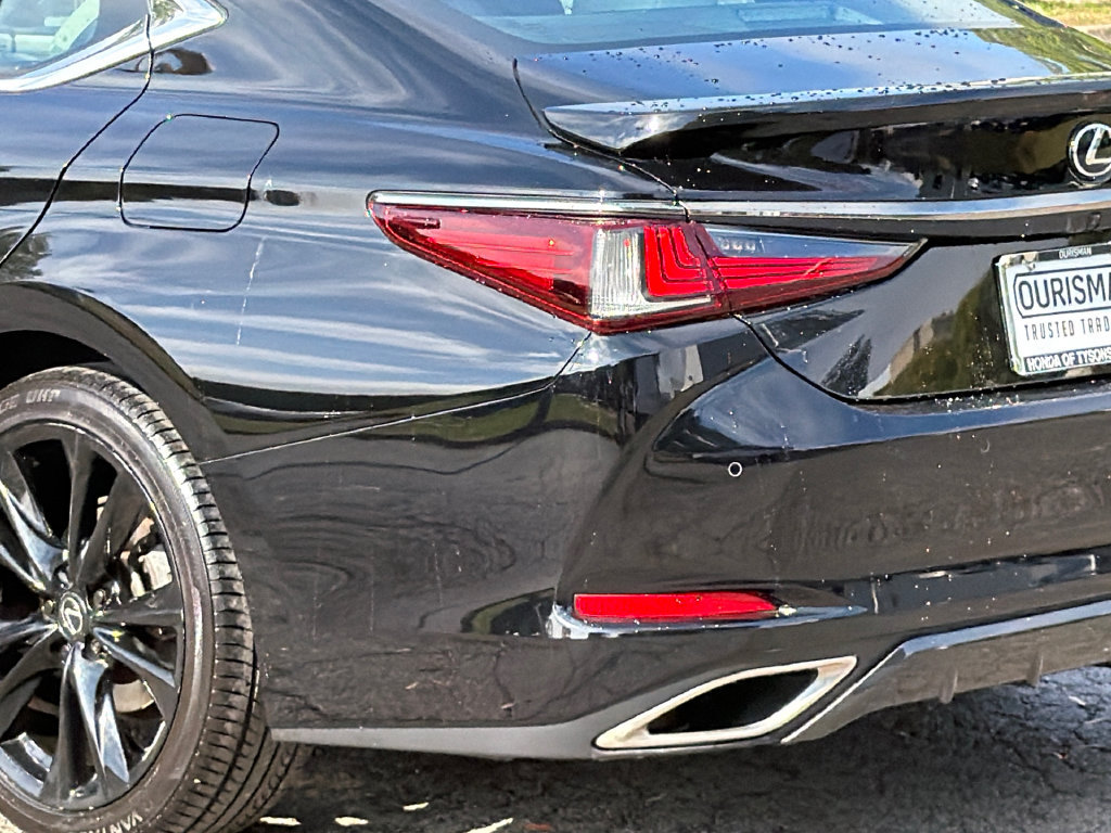 Used 2022 Lexus ES 350 F Sport w/ Accessory Package FWD image 7