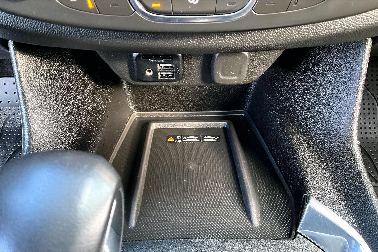 Used 2022 Chevrolet Traverse High Country w/ LPO, Floor Liner Package AWD/4WD image 26