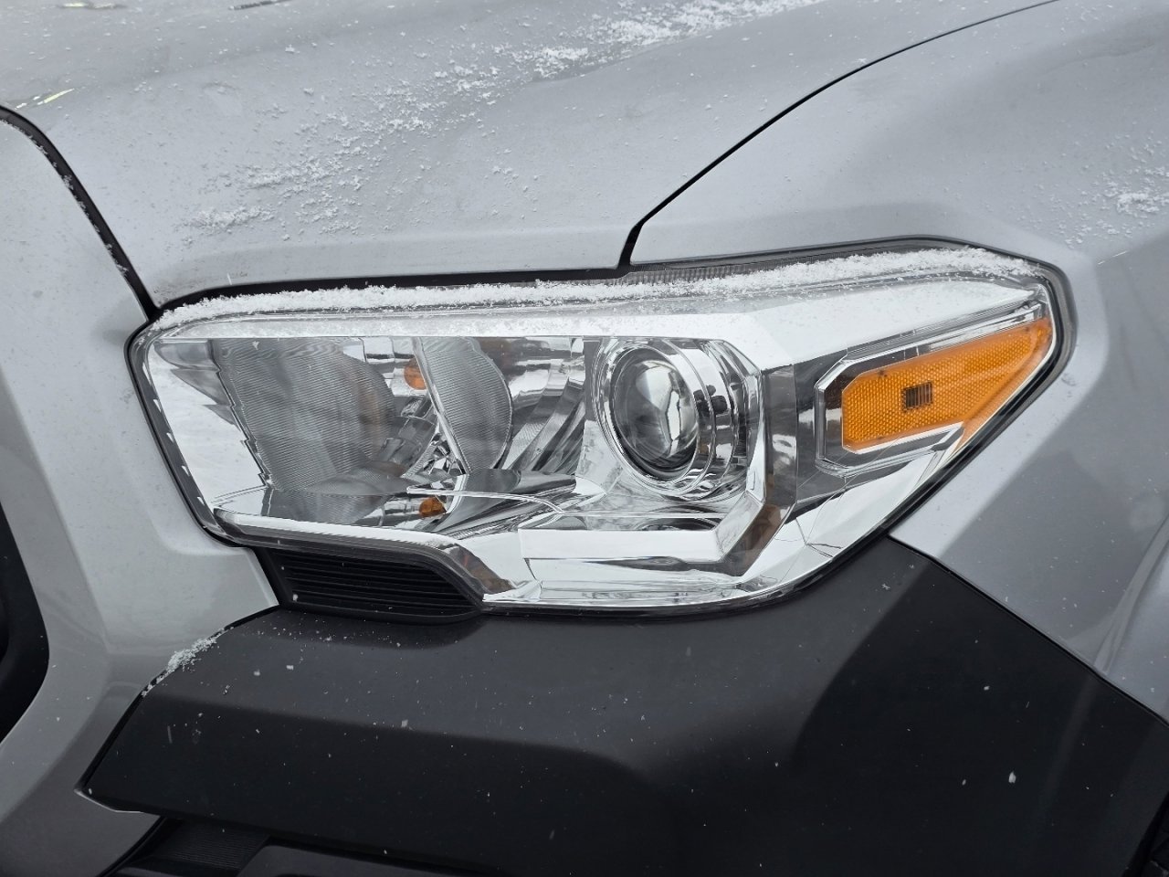 Used 2023 Toyota Tacoma SR image 9