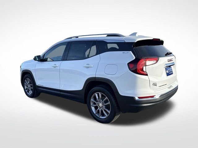 Used 2023 GMC Terrain SLT image 4
