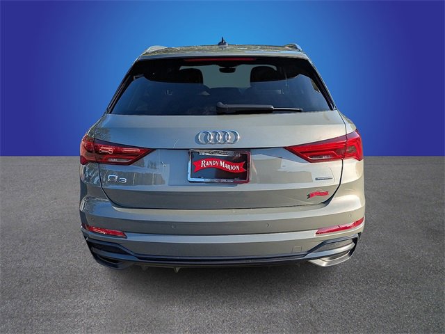 Used 2019 Audi Q3 2.0T Prestige w/ Prestige Package image 4