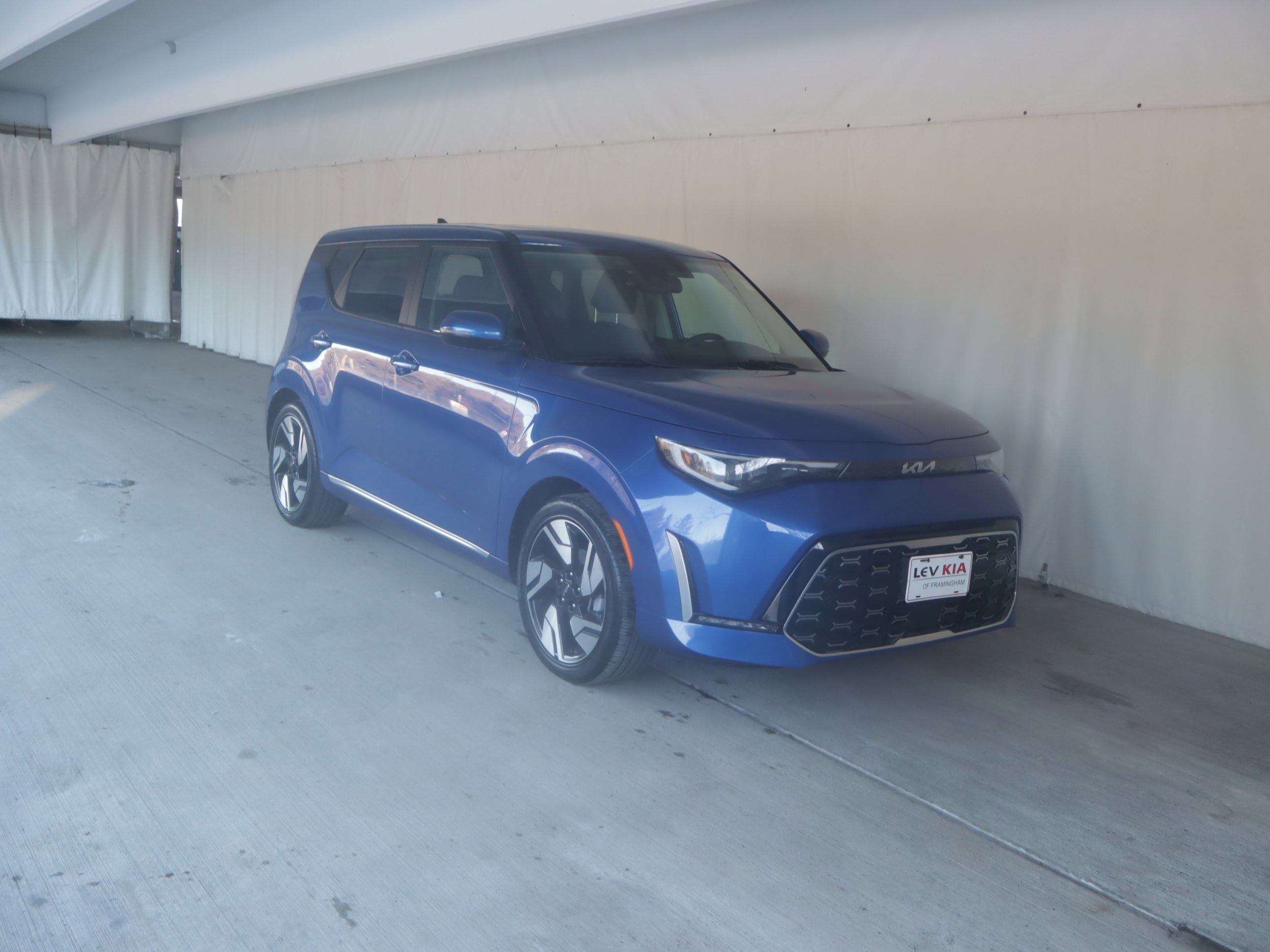 Used 2023 Kia Soul GT-Line w/ GT-Line Technology Package image 1