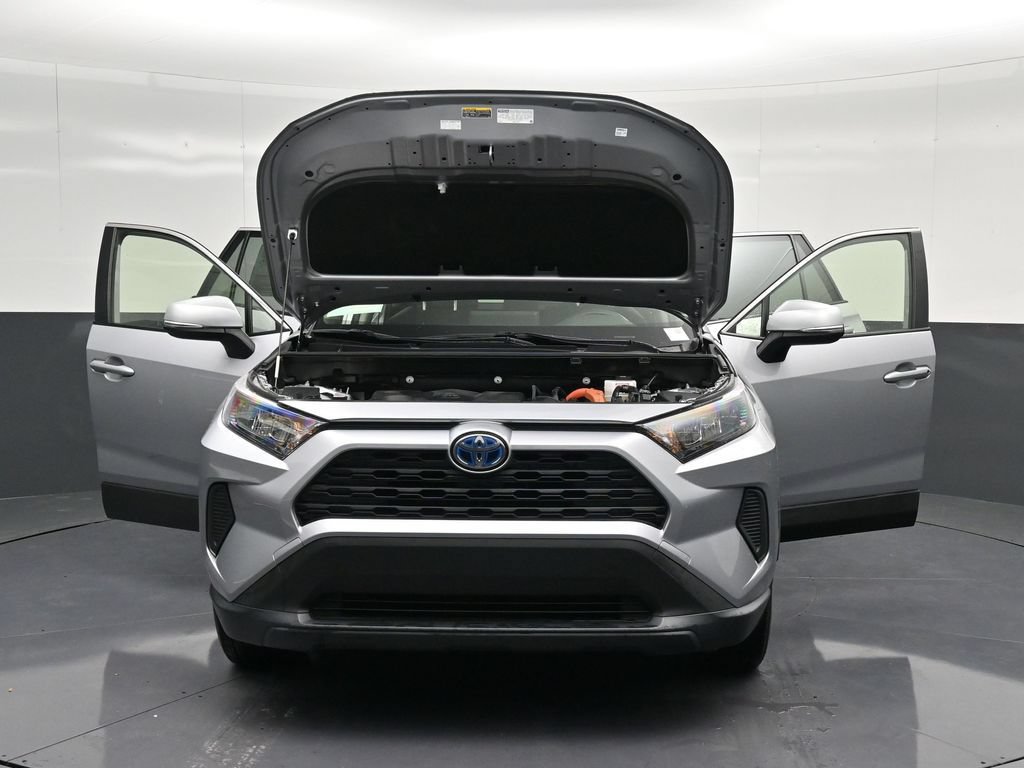 Used 2022 Toyota RAV4 LE AWD/4WD image 38