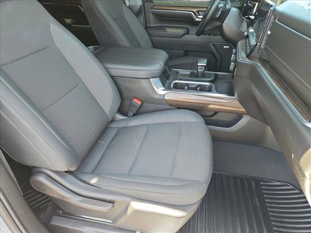 Used 2024 Chevrolet Silverado 1500 RST w/ Convenience Package II AWD/4WD image 27