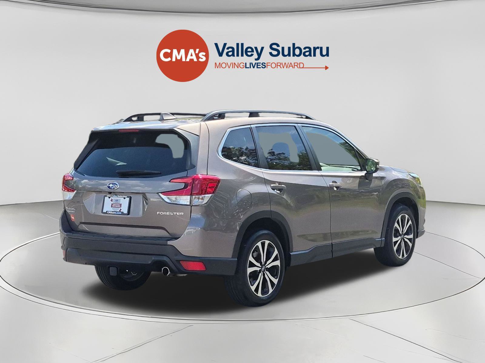 Certified 2023 Subaru Forester Limited AWD/4WD image 5