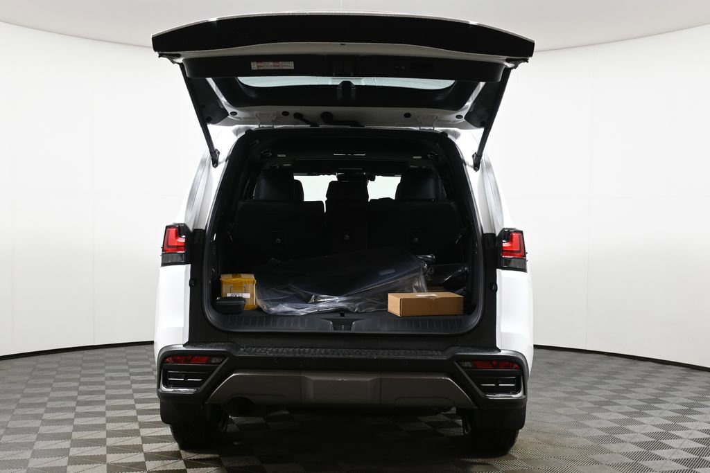 New 2026 Lexus LX 600 4WD w/ Accessory Package (2T) image 37