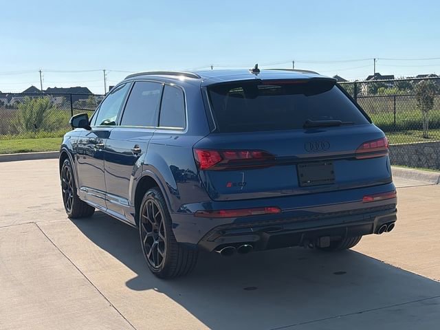 Used 2025 Audi SQ7 Prestige AWD/4WD image 6