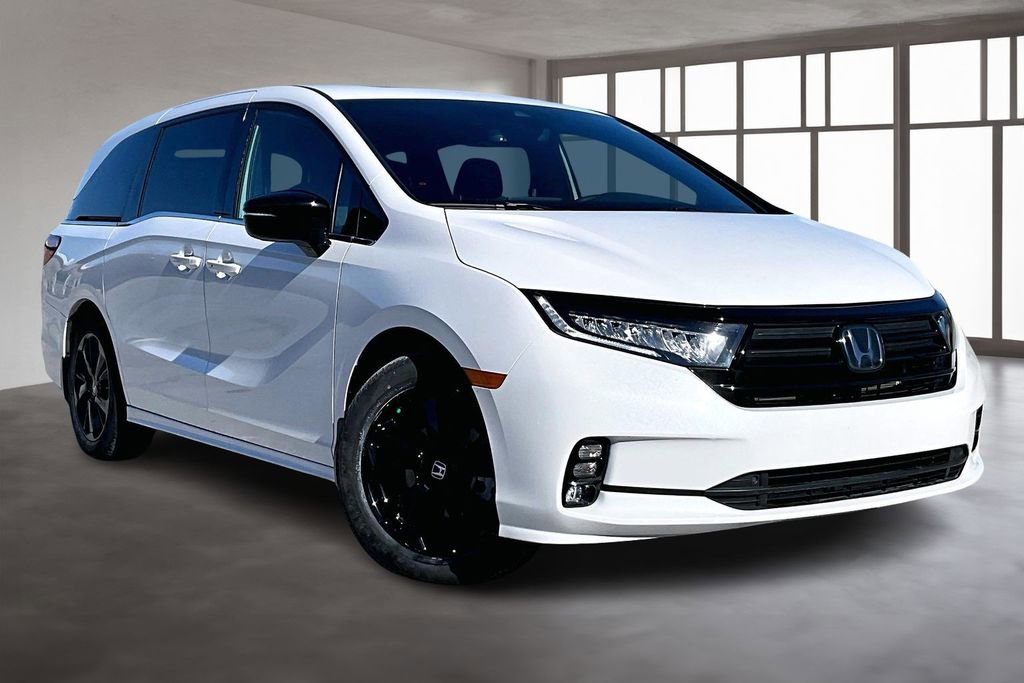 Certified 2023 Honda Odyssey Sport image 3