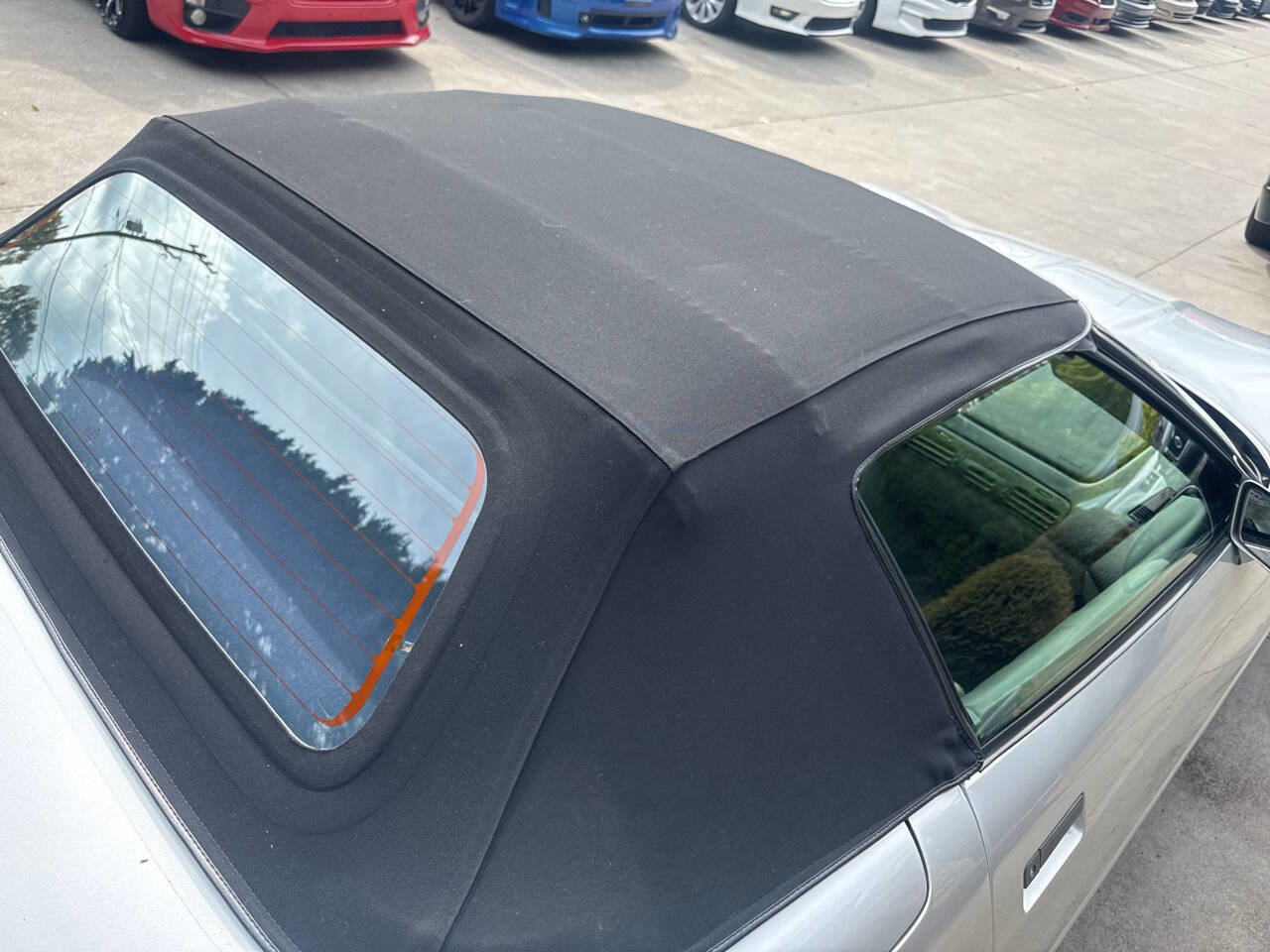 Used 1996 Chevrolet Corvette Convertible RWD image 10