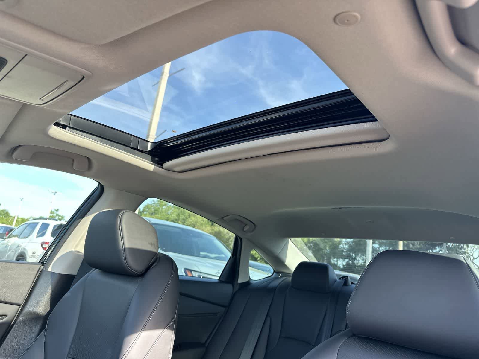 Used 2024 Honda Accord EX-L image 17