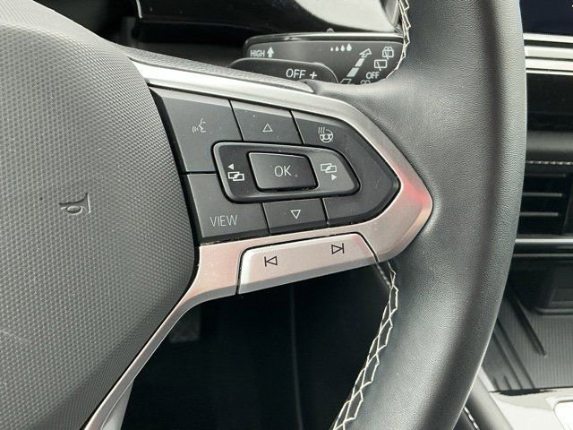 Used 2025 Volkswagen Atlas Cross Sport SE image 27