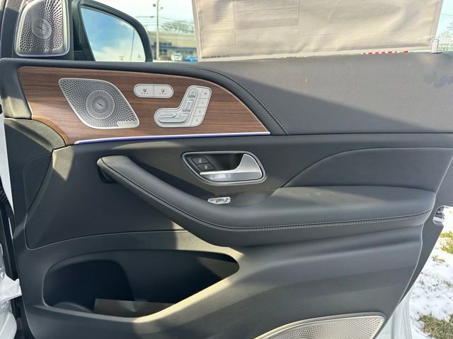 New 2026 Mercedes-Benz GLS 580 4MATIC image 30