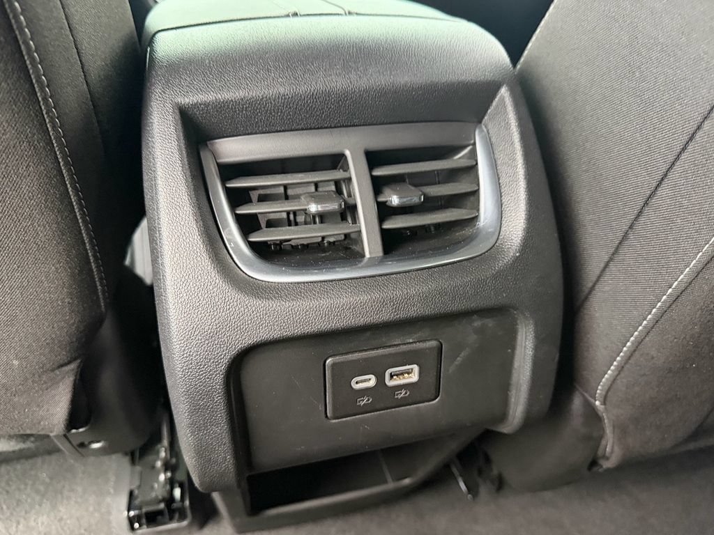 Certified 2025 Chevrolet Blazer LT FWD image 12