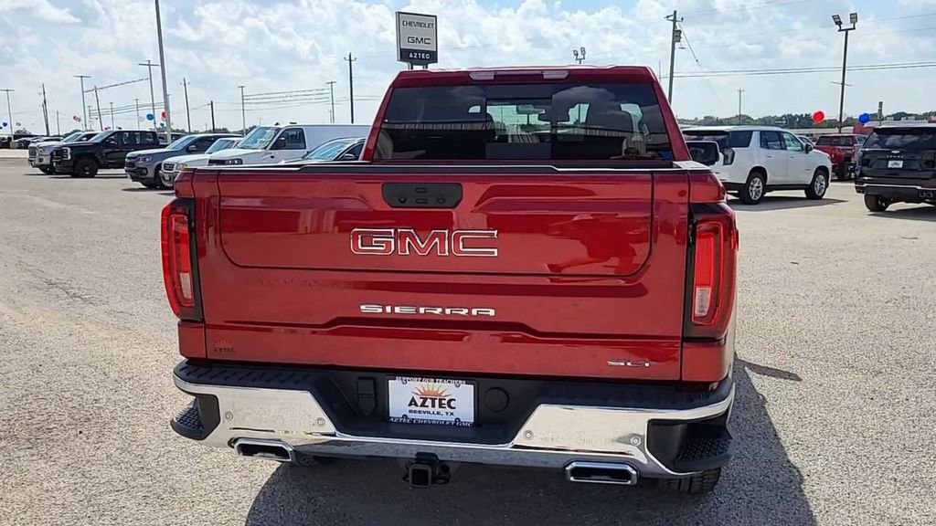 New 2026 GMC Sierra 1500 SLT image 7