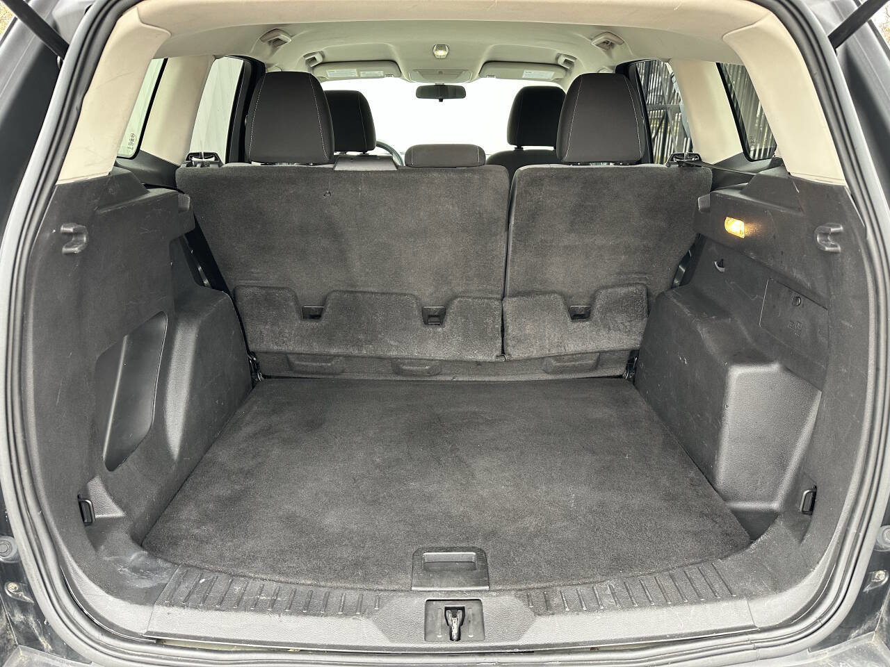 Used 2013 Ford Escape SE image 32