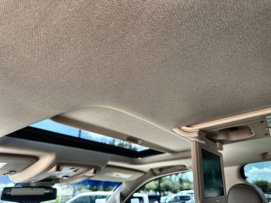 Used 2018 GMC Yukon Denali w/ Denali Ultimate Package RWD image 19