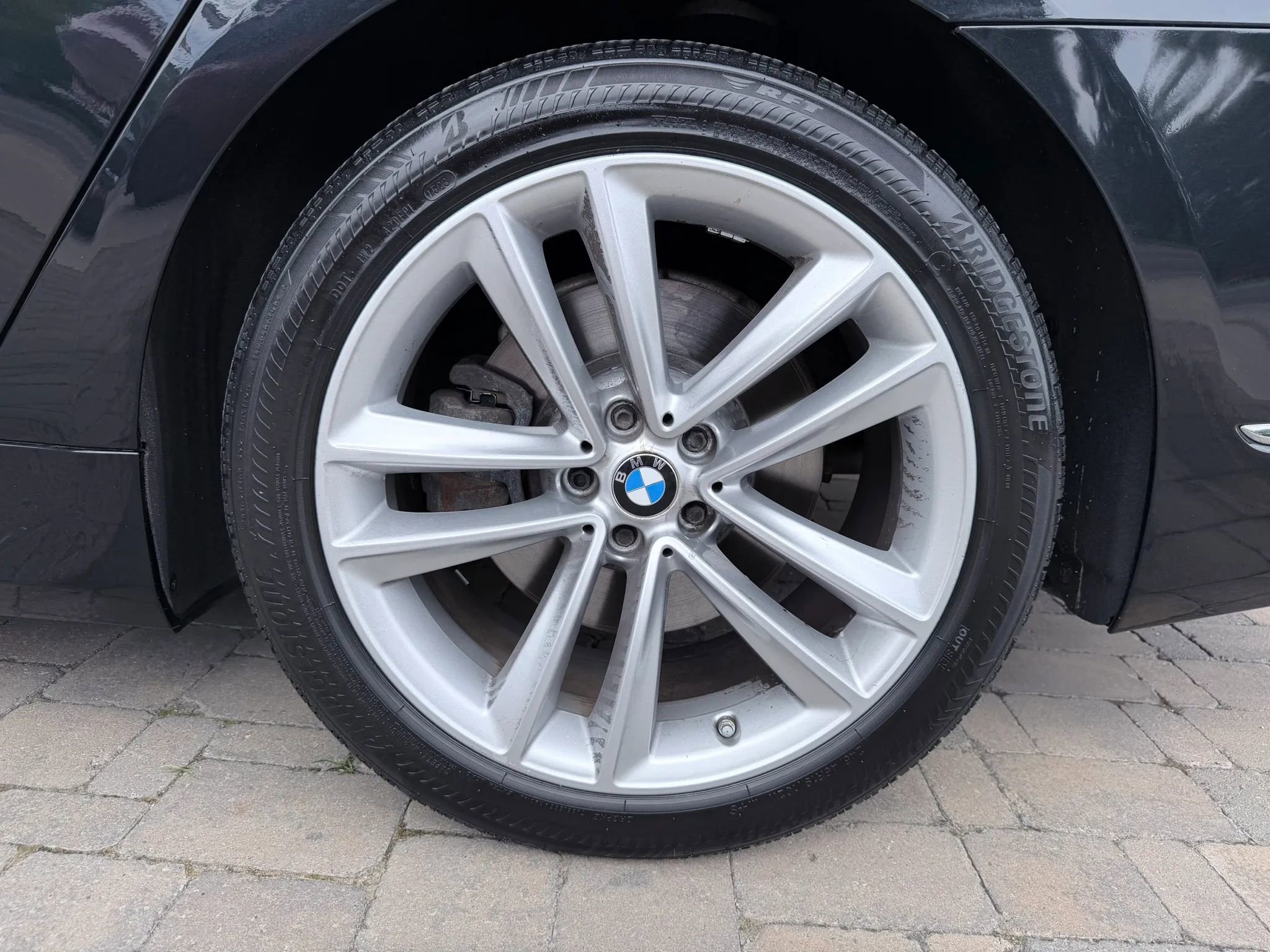 Used 2017 BMW 750i xDrive AWD/4WD image 28