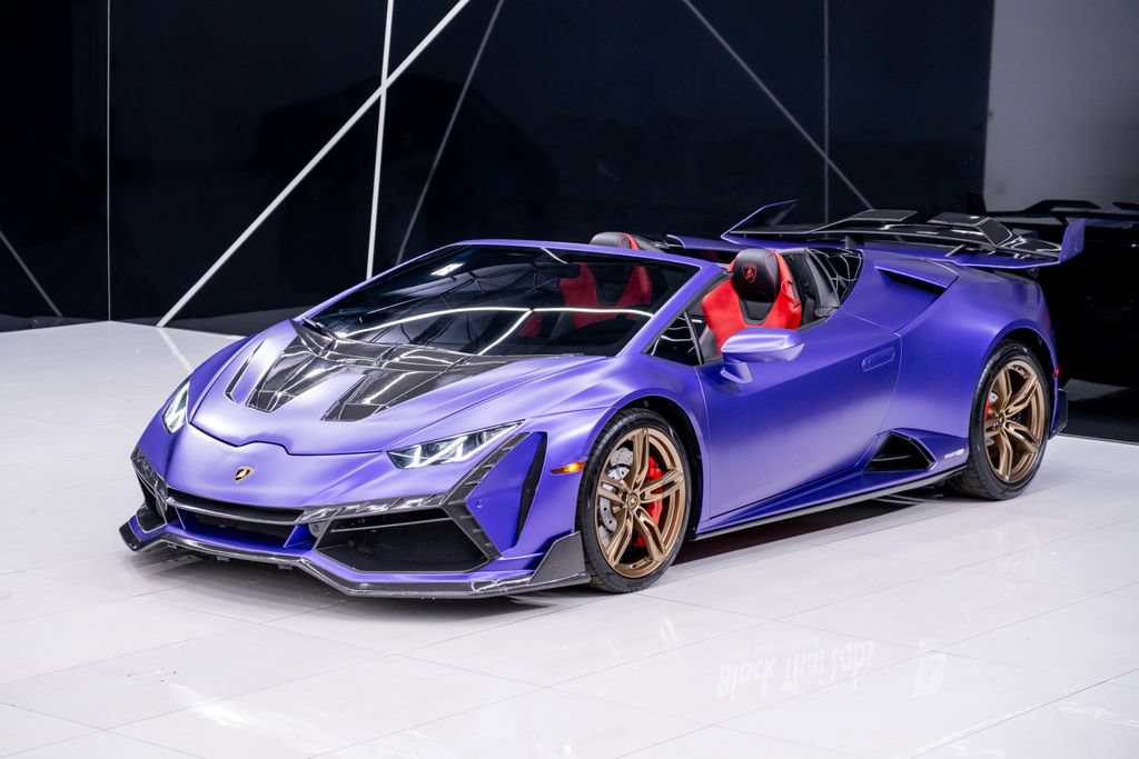 Used 2021 Lamborghini Huracan EVO RWD image 3