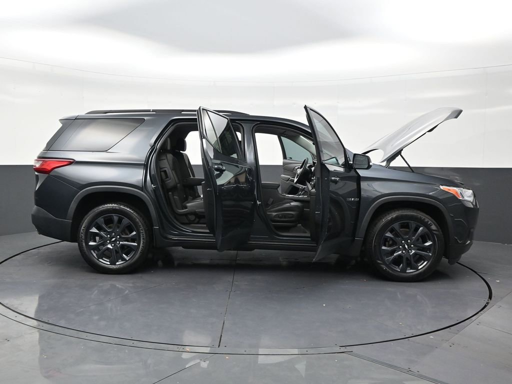 Used 2020 Chevrolet Traverse RS FWD image 28