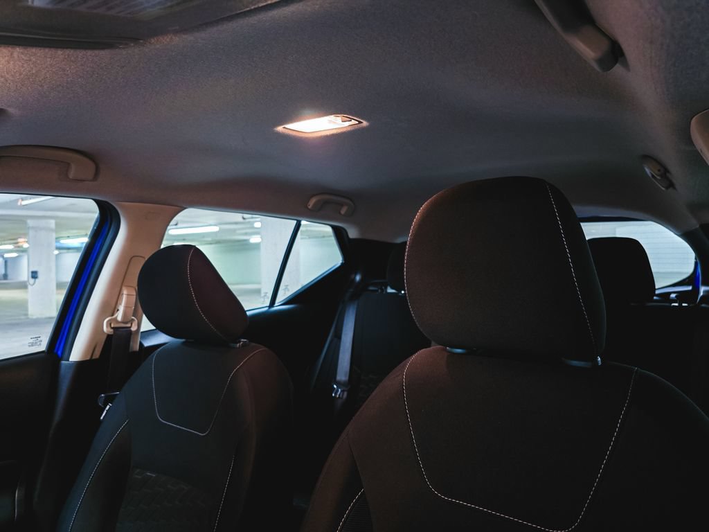 Used 2021 Nissan Kicks SV FWD image 19