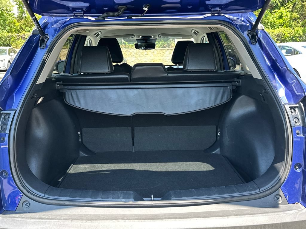 Used 2024 Toyota Corolla Cross XLE FWD image 7